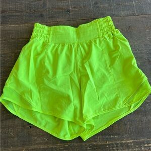 Size 2 Hotty Hot High-Rise Lined Short 4" in Neon